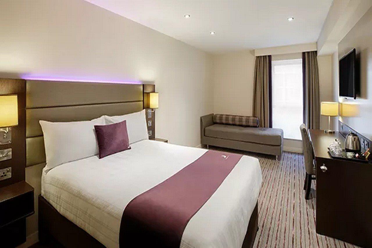 Premier Inn Manchester Cheadle  Exteriér fotografie