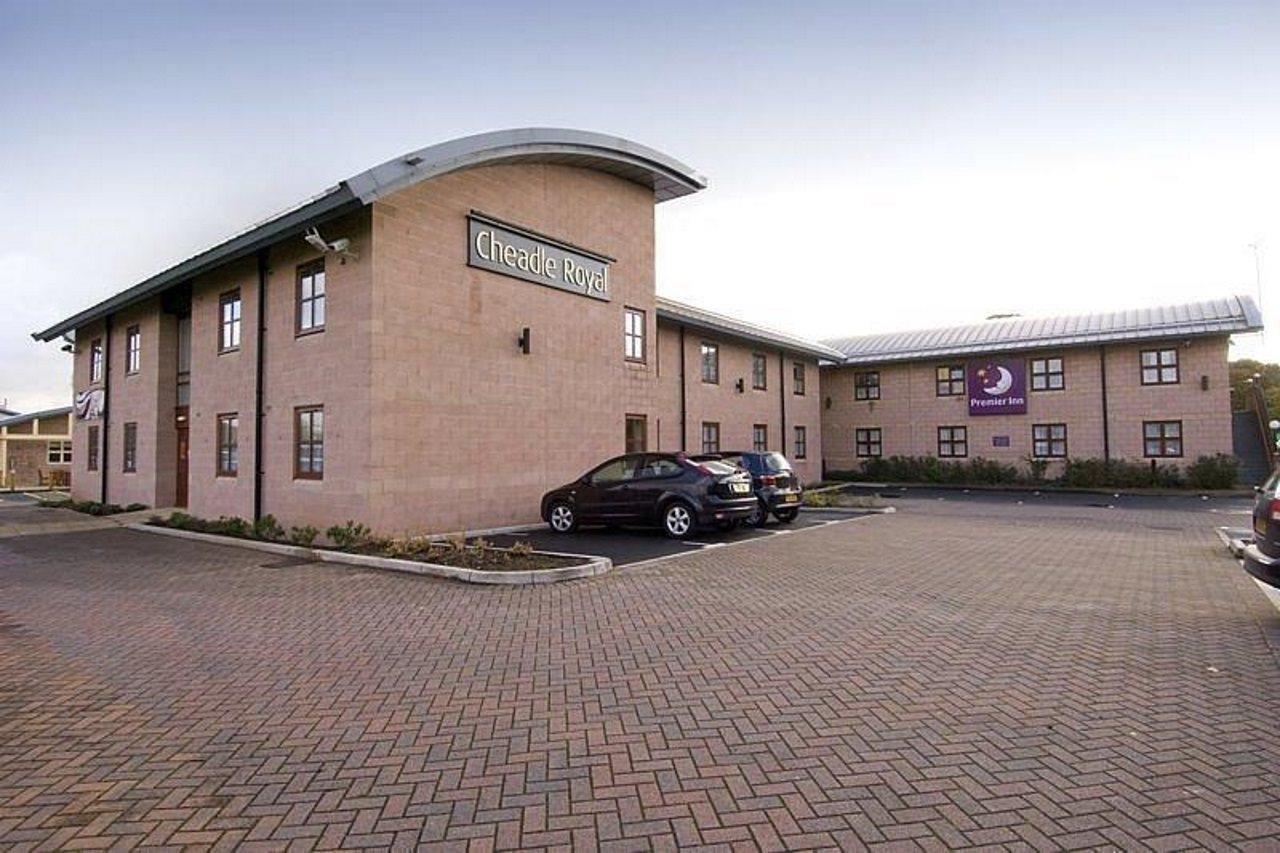Premier Inn Manchester Cheadle  Exteriér fotografie